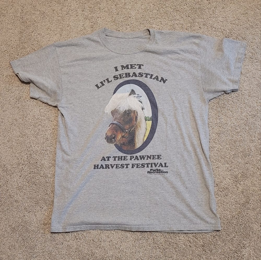 Mens L Parks and Recreation T-Shirt